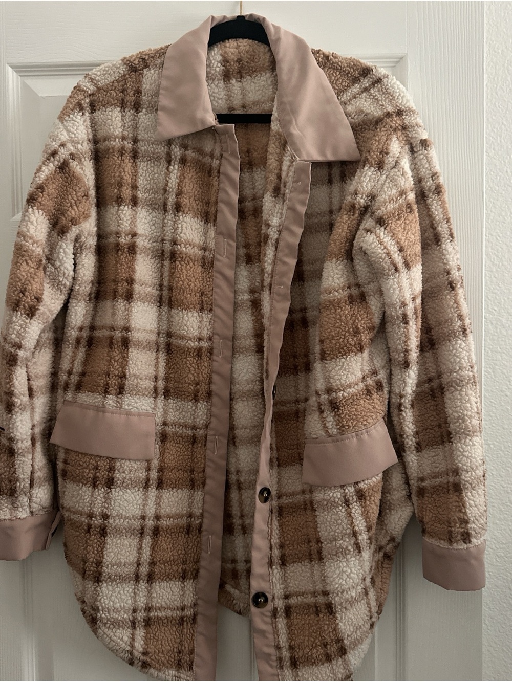 Women’s Plaid Sherpa Coatigan in Beige and Brown